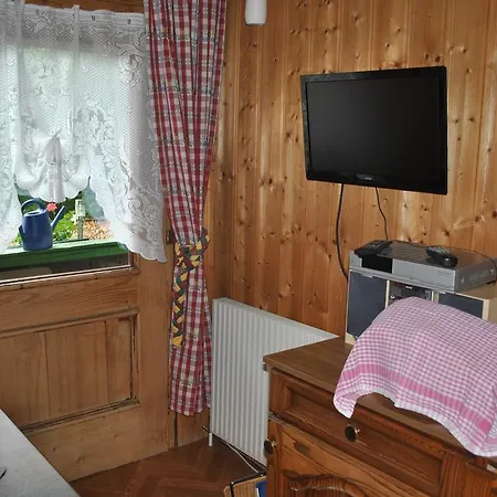 Semesterbostad Ferienhutte Waldheim